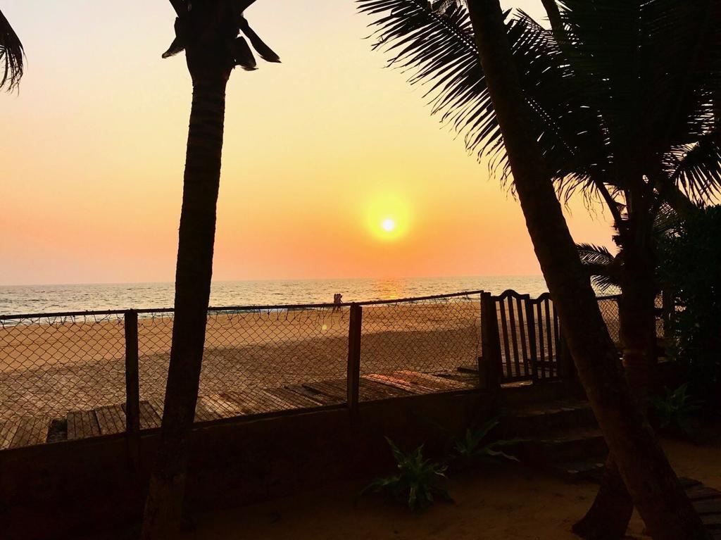 Coco Mari Villa Hikkaduwa Esterno foto